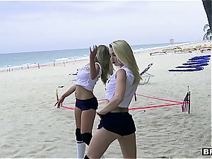 three teen sweeties catch a meaty cumbot on the beach